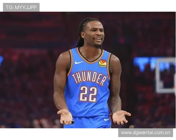 切特盛赞华莱士防守价值让球队整体防线运转更加轻松高效