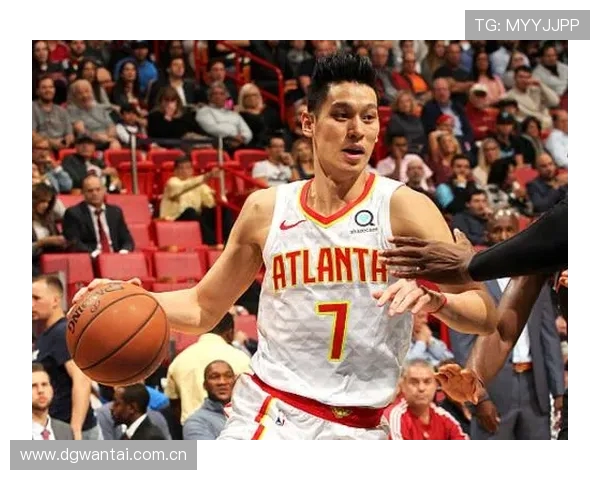 在赛场上夏侯惇突进被连肘反制塔下击杀如篮球快攻决胜瞬间团队配合